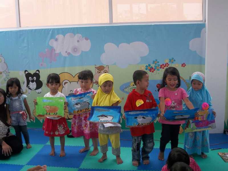 Lomba mewarnai#|#|#ini dia sang juara lomba mewarnai BeeStar Preschool|||0.5