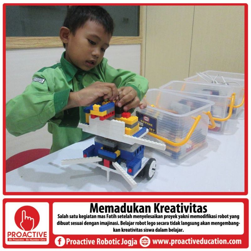 Kelas Robotik Assembling atau Merakit#|#|#Kelas Robotik ini diperuntukkan siswa TK dan maksimal SD kelas 2. Diharapkan siswa memiliki gambaran dan imajinas bentuk dan struktur robot dalam kehidupan sehari-hari |||0